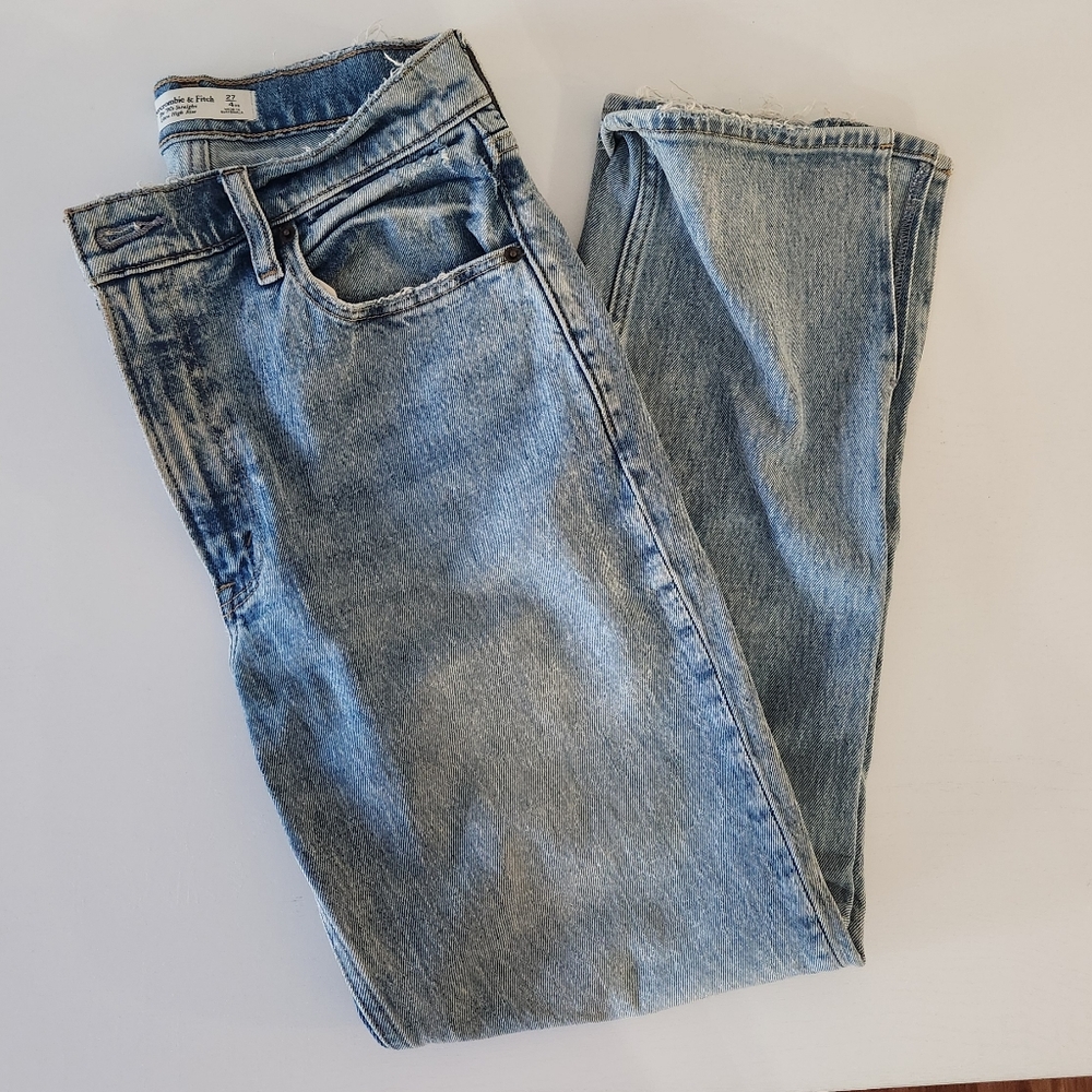Abercrombie and Fitch 90s ultra high waisted jeans size 4 or 27